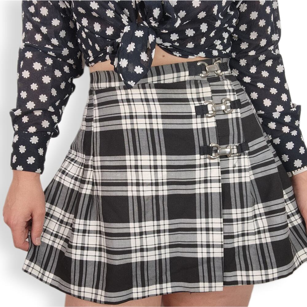 Y2K Street Code Pleated Mini Skirt 11/12